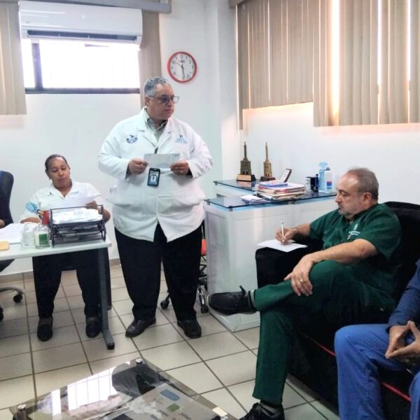 Reuni&oacute;n del Departamento de Emergencias