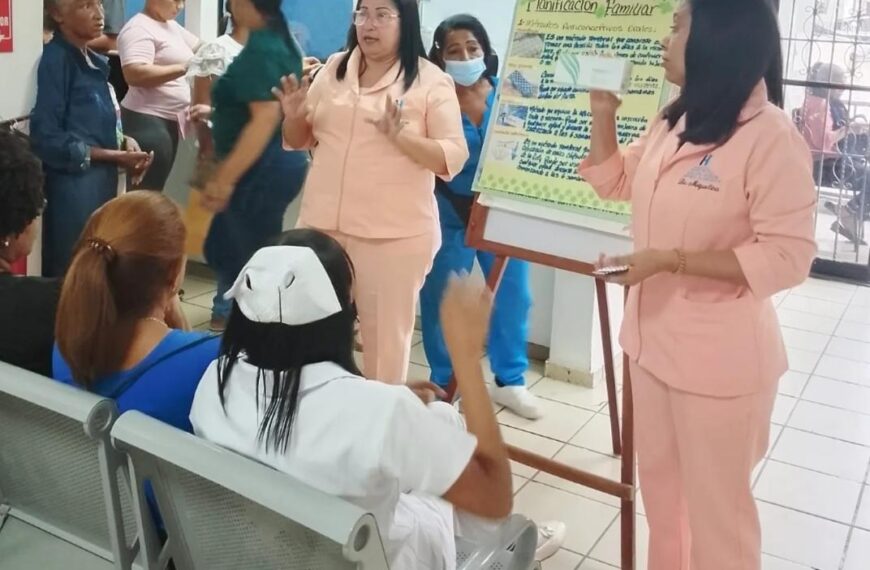 Charla Educativa sobre Planificaci&oacute;n Familiar