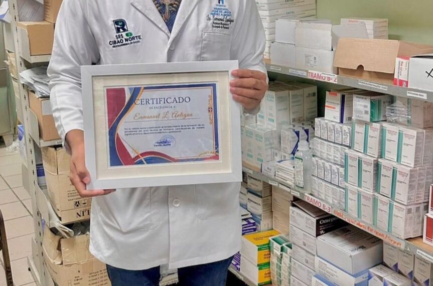 Reconocimiento al Encargado del Area de Farmacia
