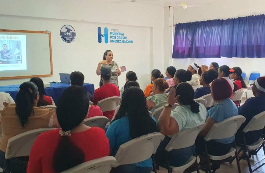 Capacitaci&oacute;n sobre Servicio al Cliente