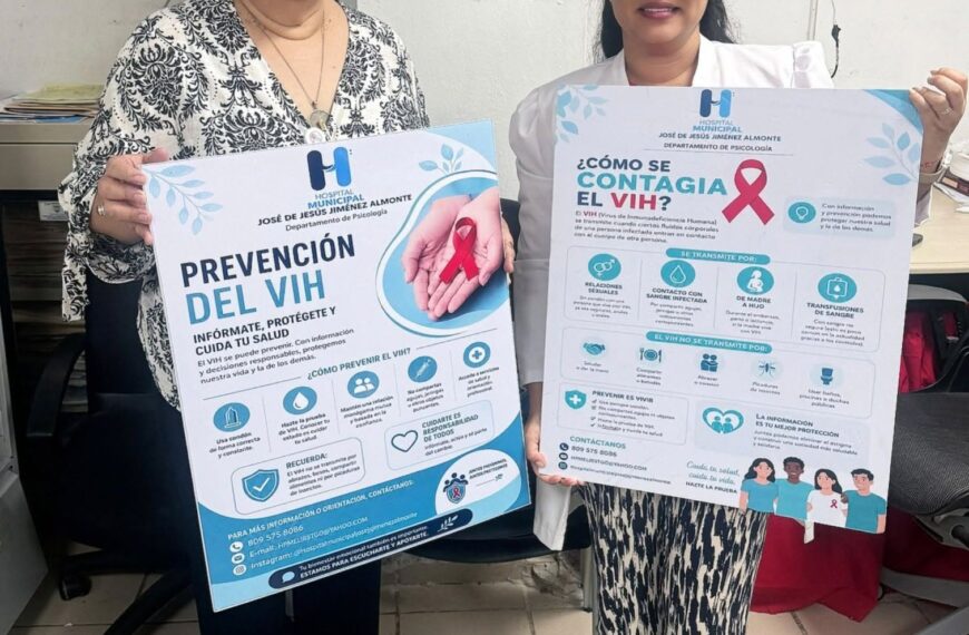 Entrega de afiches informativos sobre la prevenci&oacute;n del VIH al Departamento de SAI