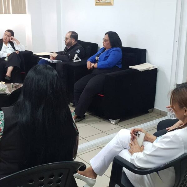 Reuni&oacute;n del Comit&eacute; F&aacute;rmaco Terap&eacute;utico